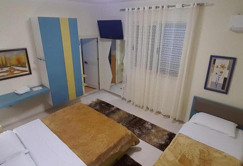 חדר סטנדרט לשלושה, Primavera