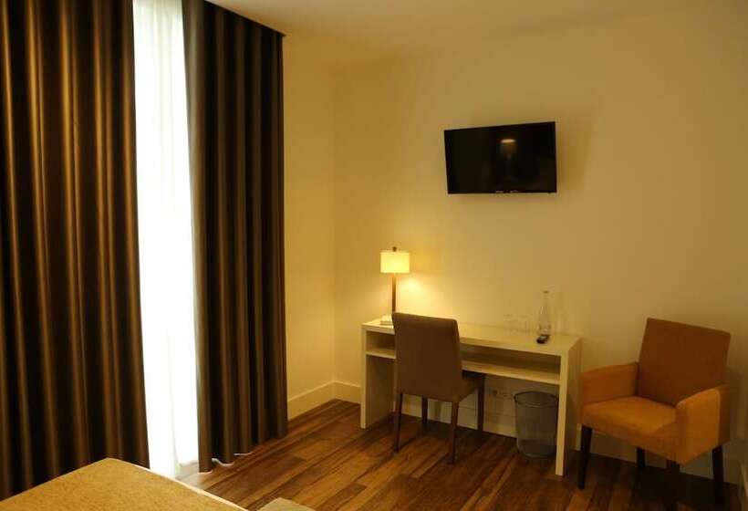 스탠다드 룸, Solar Do Rebolo