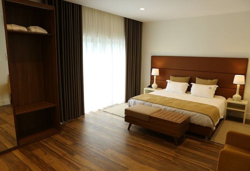 발코니 디럭스 룸, Solar Do Rebolo