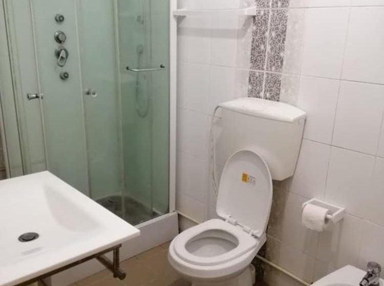 غرفة أساسية, Chef Guru Hotels