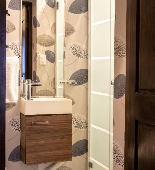 اتاق لوکس با تخت بزرگ, Es Antigua Santa Lucia Mty