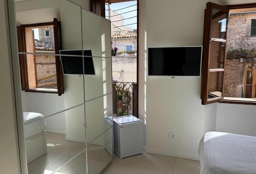 Номер Стандарт Вид на Город, Marton Valldemossa Turismo De Interior