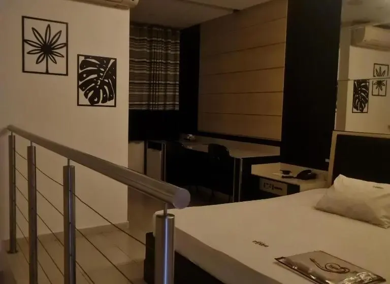 スタンダードシングルルーム, Impulse Motel