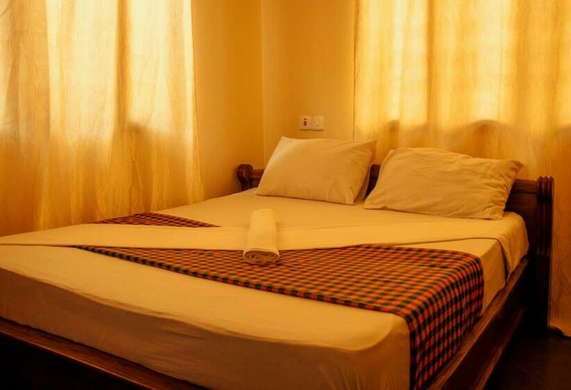 اتاق استاندارد, Travellers Home