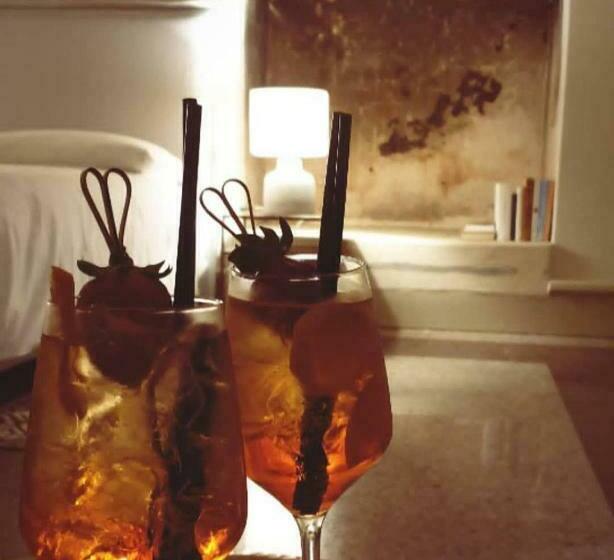 غرفة قياسية, Palazzo Circolone