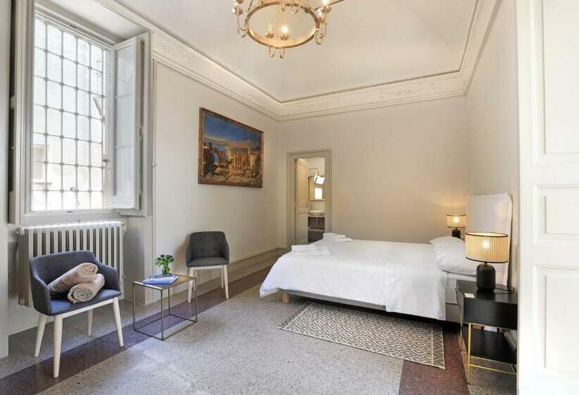 غرفة قياسية, Palazzo Circolone