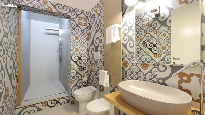 جناح جونيور مزوَّد بتراس, Palazzo Circolone