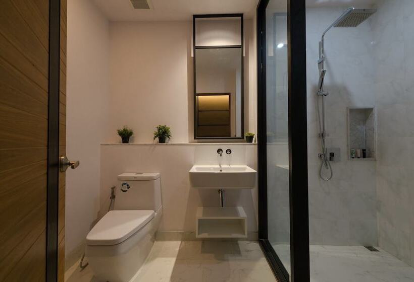 غرفة ديلوكس, The Gallery Hotel Nai Harn