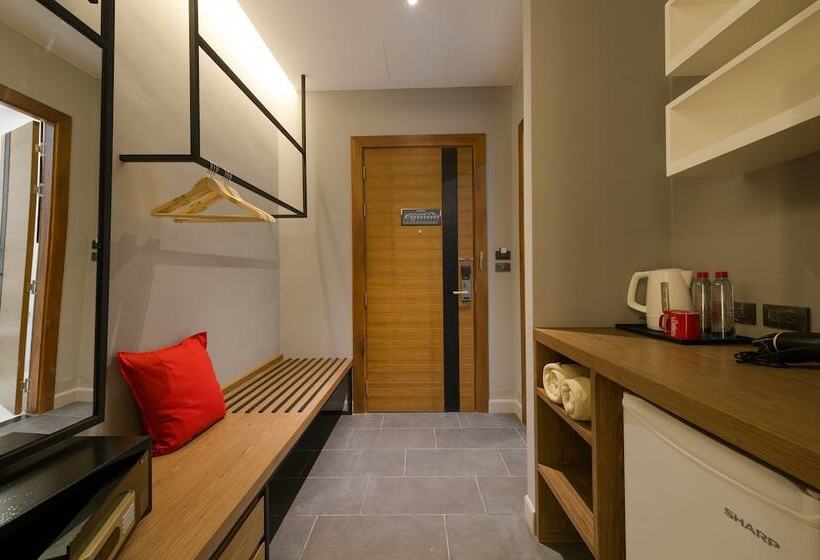 غرفة ديلوكس, The Gallery Hotel Nai Harn