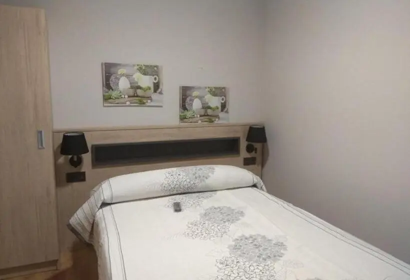 Standard Yhden Hengen Huone, Pensión A Carballeira