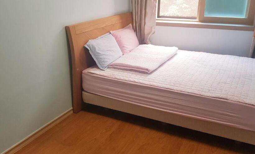 חדר סטנדרט נוף להרים, Ace