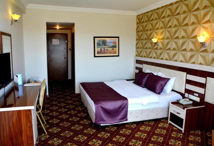 标准三人间, Garden Kale Thermal