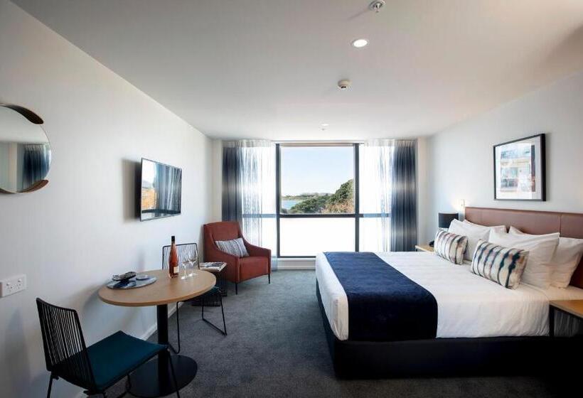 스탠다드 스튜디오, Quest Tauranga Central