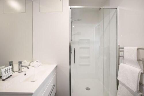 이그제큐티브 스튜디오, Quest Tauranga Central