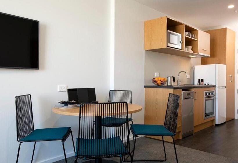 Студио Executive, Quest Tauranga Central