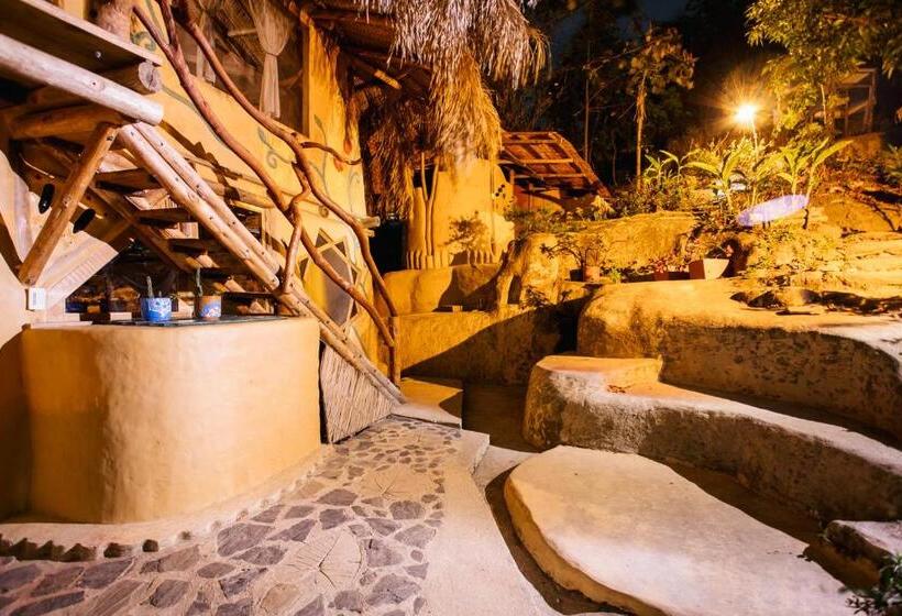 スタンダードバンガロー, Sol De Minca Eco Lodge