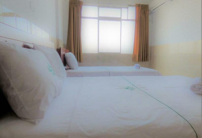 اتاق استاندارد, Aloe Uka