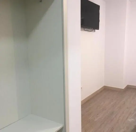 Perhehuone, Pensión Miribilla
