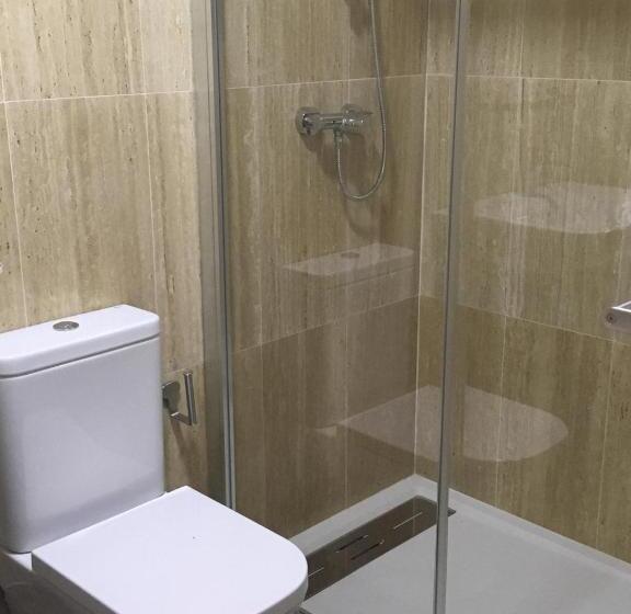 اتاق خانوادگی, Pensión Miribilla