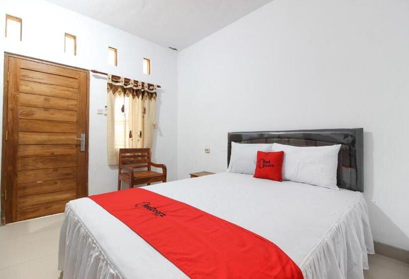 Номер Deluxe, Reddoorz Syariah At Kebun Raya Yogyakarta