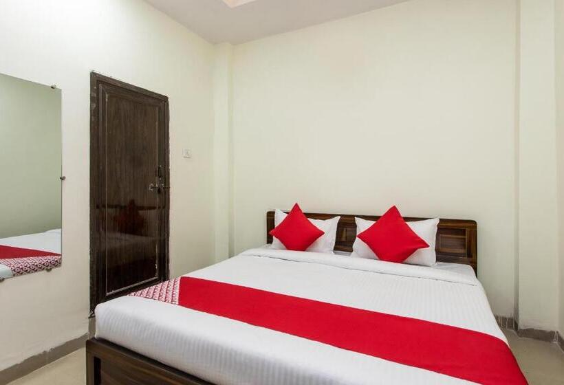 Standardrum, Oyo 26904 Hotel Manjulam Regency