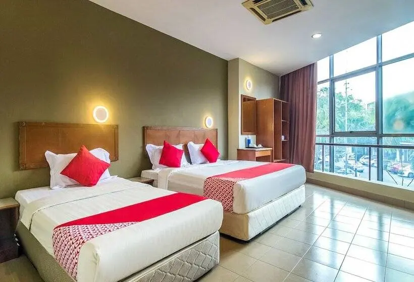 سوییت سوپریور, Oyo 828 Comfort Hotel Shah Alam
