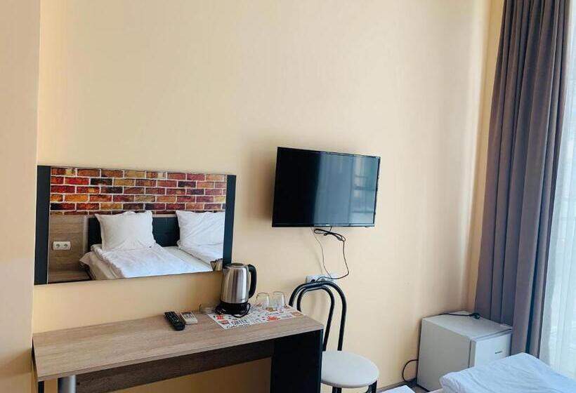 Balkonlu Standart Oda, Agora Studios