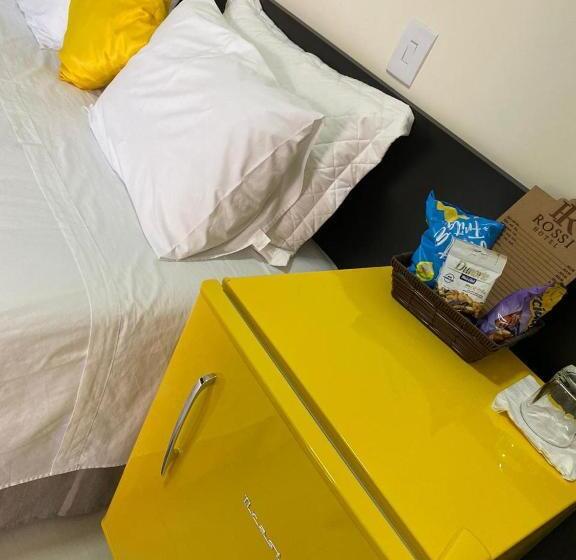 غرفة قياسية, Rossi