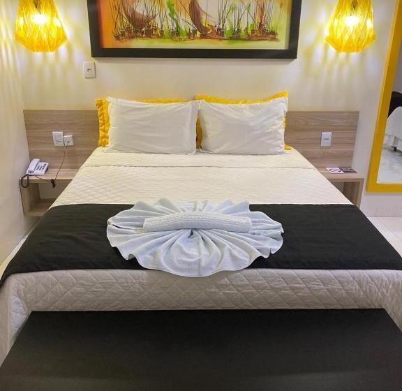 غرفة عائلية, Rossi