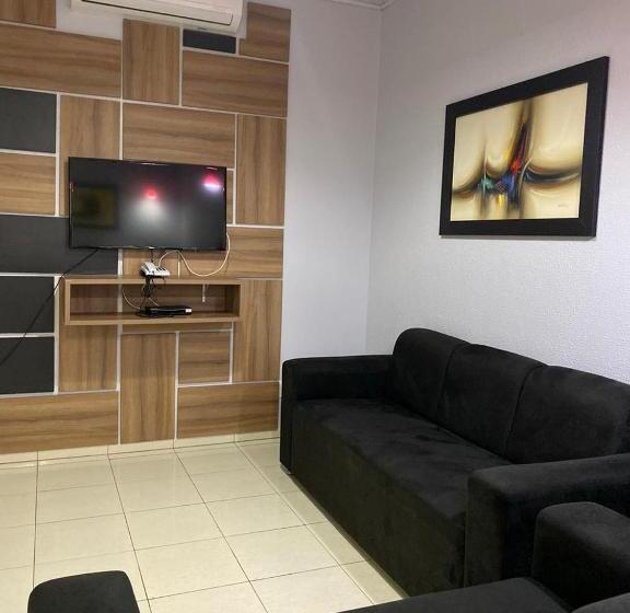 جناح سوبيريور, Rossi