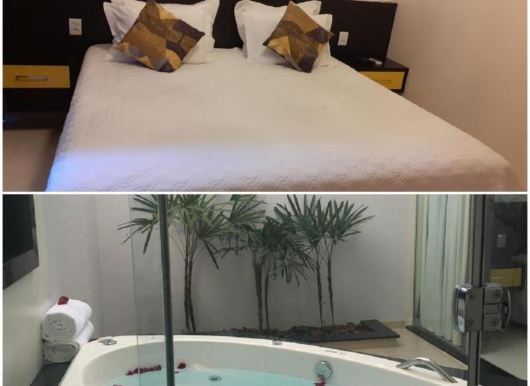 جناح ديلوكس, Rossi