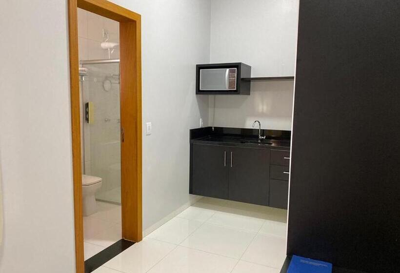 إستوديو قياسى, Rossi