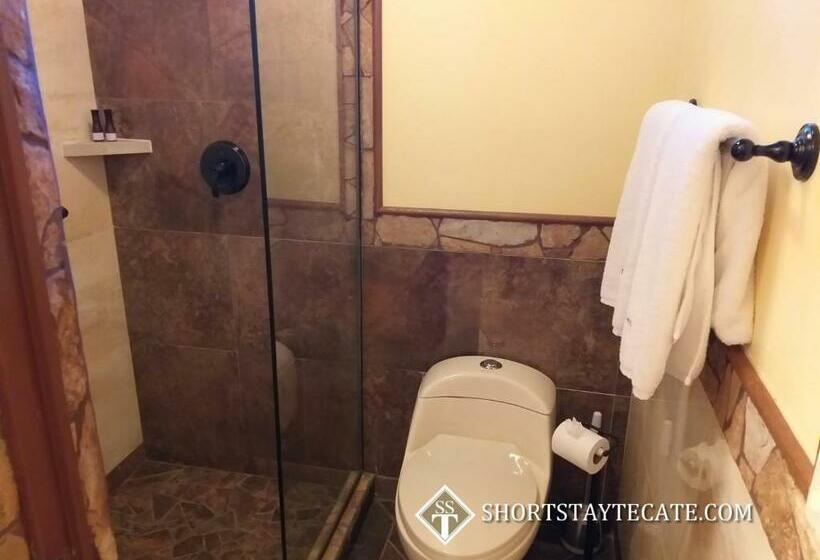 디럭스 주니어 스위트, Short Stay Tecate Hotel Boutique