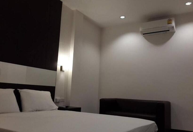 标准间, The 24 Resort