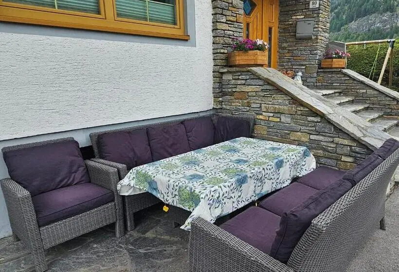 バルコニー付きスタンダードルーム, Haus Pfeifenberger