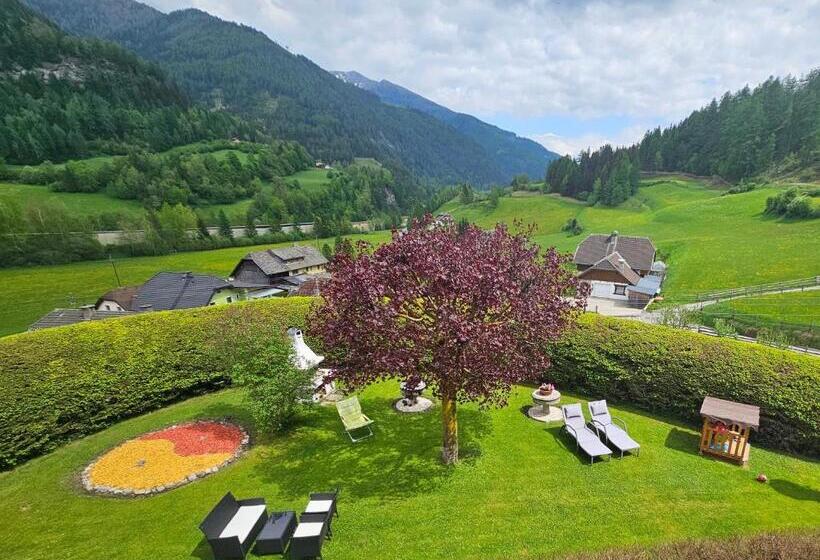 バルコニー付きスタンダードルーム, Haus Pfeifenberger