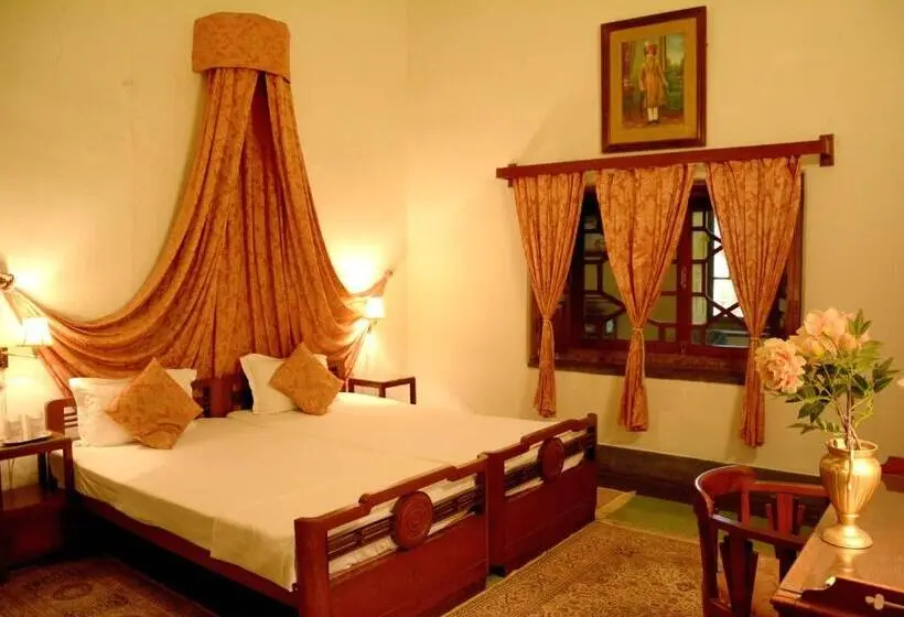 デラックスルーム, Bhanwar Vilas Palace