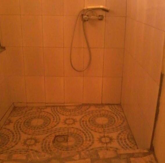 آپارتمان 1 خوابه همکف, Chez Zizou Manakara