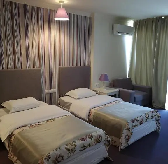 Standard-huone, Parish