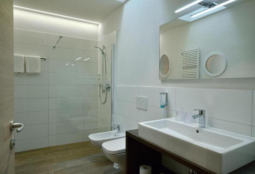 Полулюкс, Teutschhaus