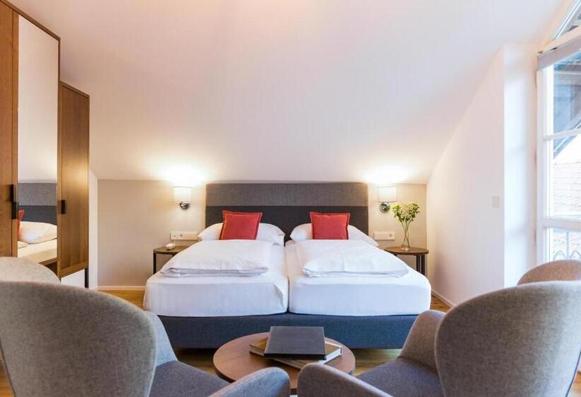 Люкс, Teutschhaus