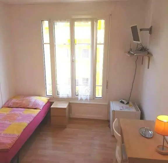 スタンダードシングルルーム, Chambres Meublées Prilly   Lausanne