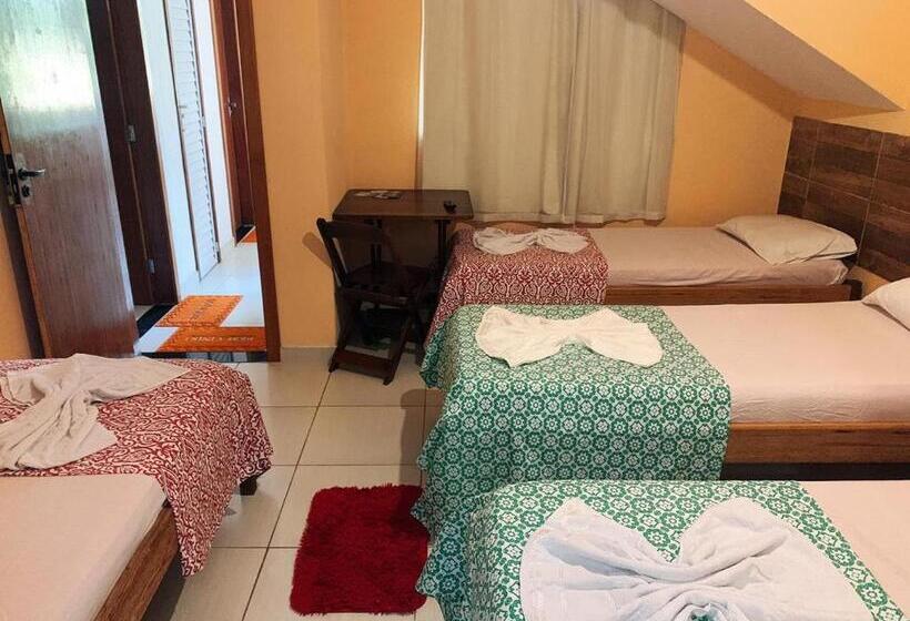 Четырехместный Номер Стандарт, Pousada Castelo Do Mar