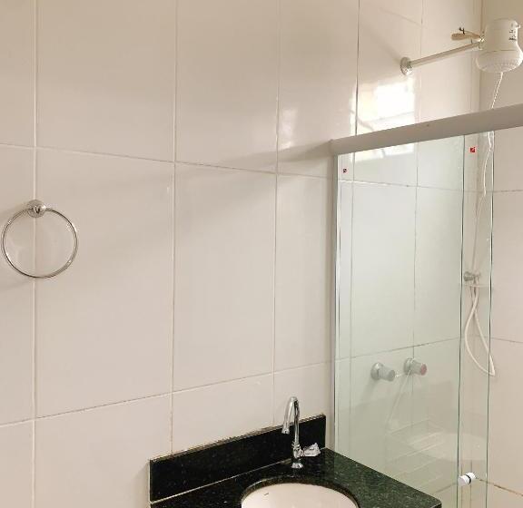 Номер Стандарт Трехместный, Pousada Castelo Do Mar