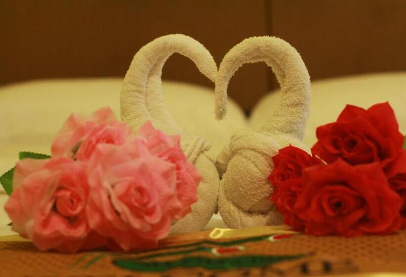 غرفة قياسية, Six Villa Inn