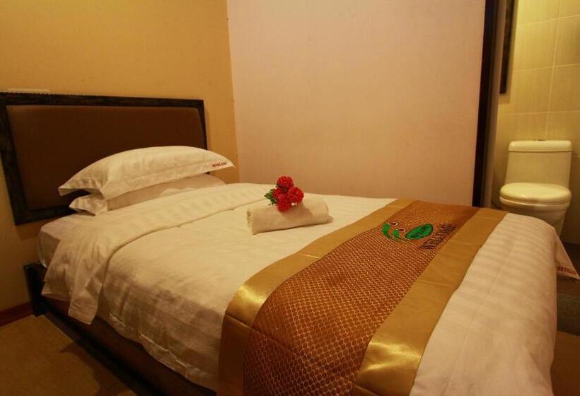 标准单人间, Six Villa Inn