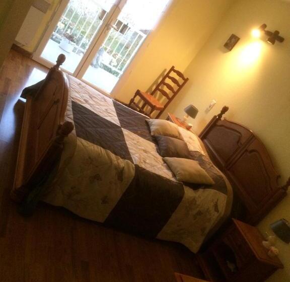 バルコニー付きスタンダードルーム, Chambre D Hotes Champagne Laval Louis