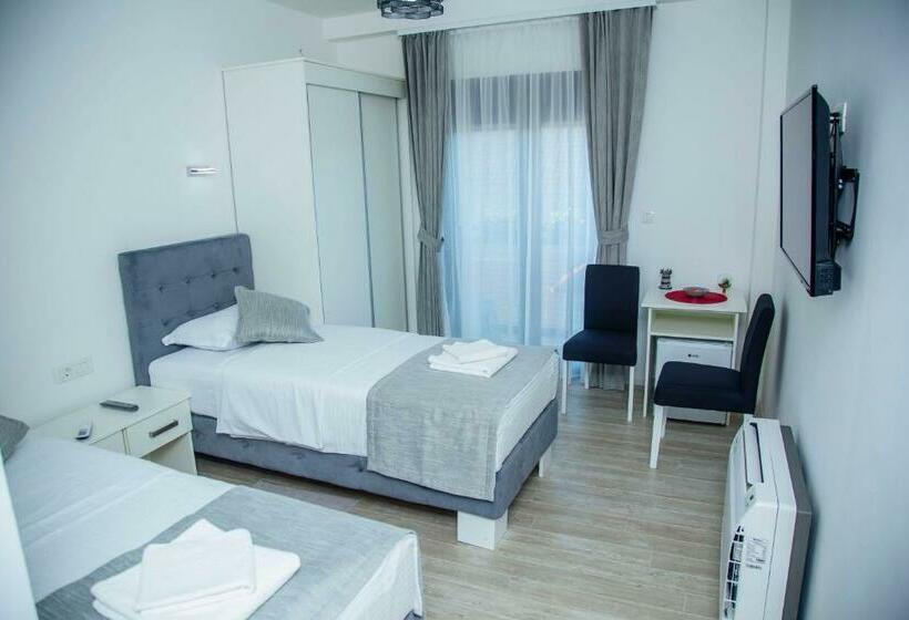 اتاق لوکس, Mark S Palace