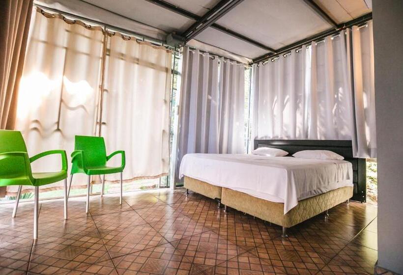 اتاق استاندارد با چشم‌انداز دریاچه, La Wayaba