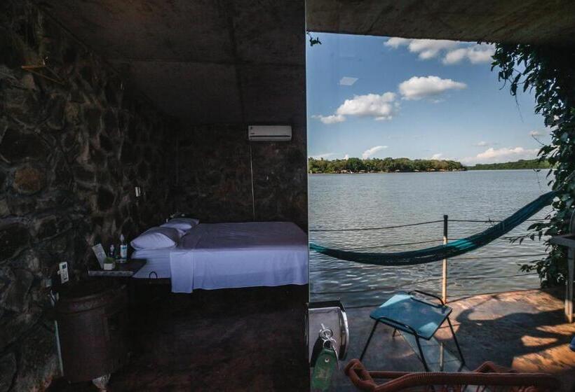 اتاق استاندارد با چشم‌انداز دریاچه, La Wayaba